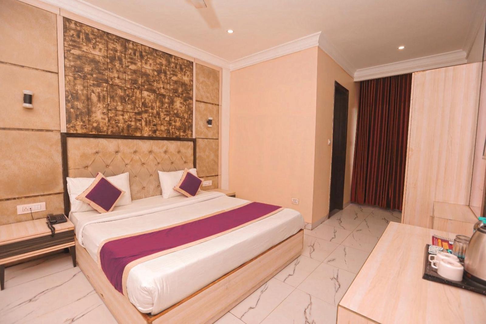Hotel Almora Inn - Near By Delhi International Airport - With Free Airport Pickup And Drop New Delhi Eksteriør billede
