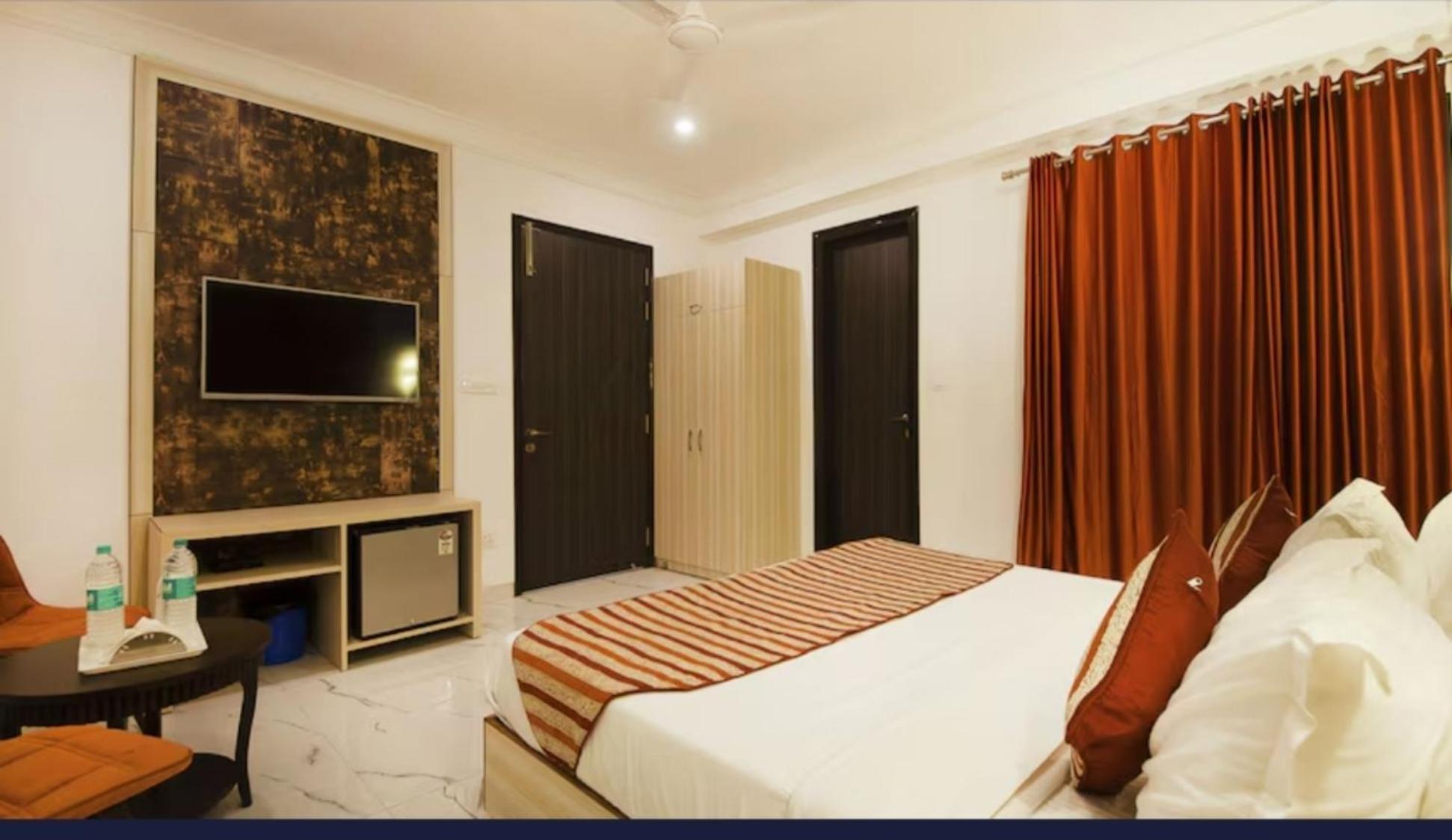 Hotel Almora Inn - Near By Delhi International Airport - With Free Airport Pickup And Drop New Delhi Eksteriør billede