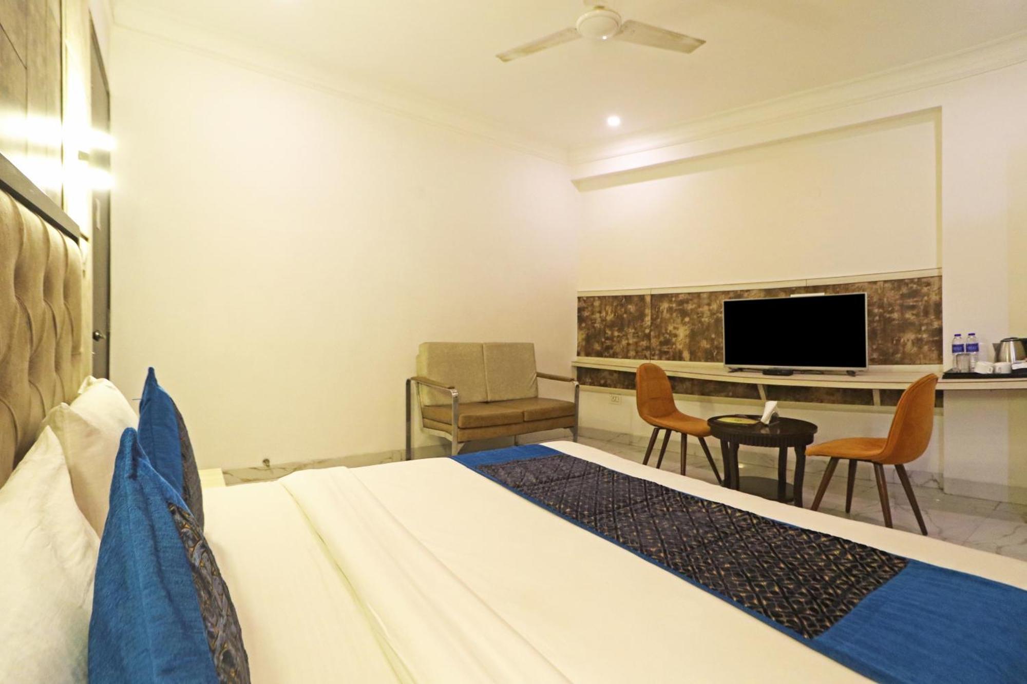Hotel Almora Inn - Near By Delhi International Airport - With Free Airport Pickup And Drop New Delhi Eksteriør billede
