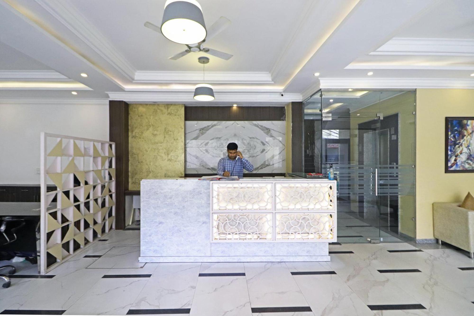 Hotel Almora Inn - Near By Delhi International Airport - With Free Airport Pickup And Drop New Delhi Eksteriør billede