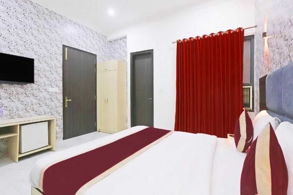 Hotel Almora Inn - Near By Delhi International Airport - With Free Airport Pickup And Drop New Delhi Eksteriør billede